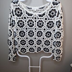 Crochet Floral Long-Sleeve Top - Cream and Black